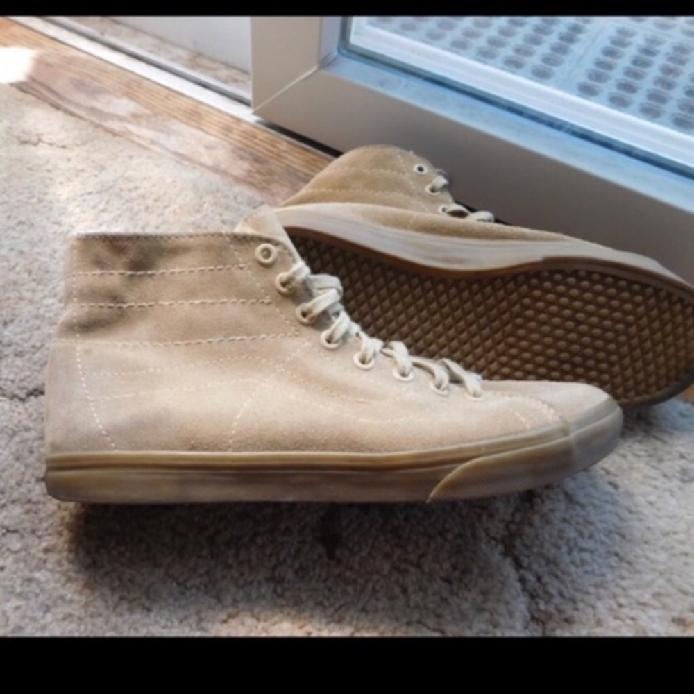 High Top Beige Vans